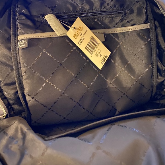 Michael Kors Rae MD Graphic backpack heather grey main image 7